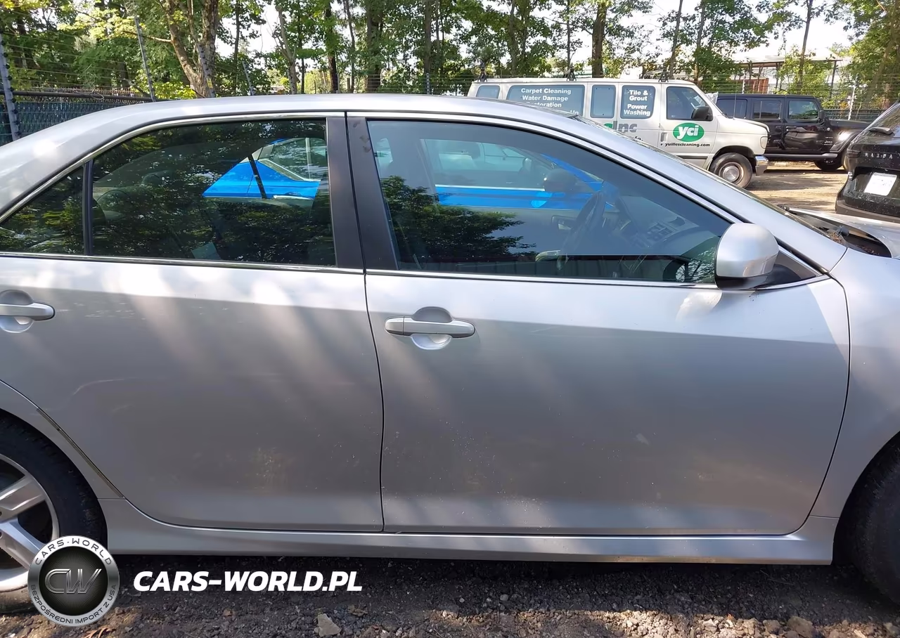 2013 Toyota Camry Se VIN:4T1BF1FK5DU668490 - 13