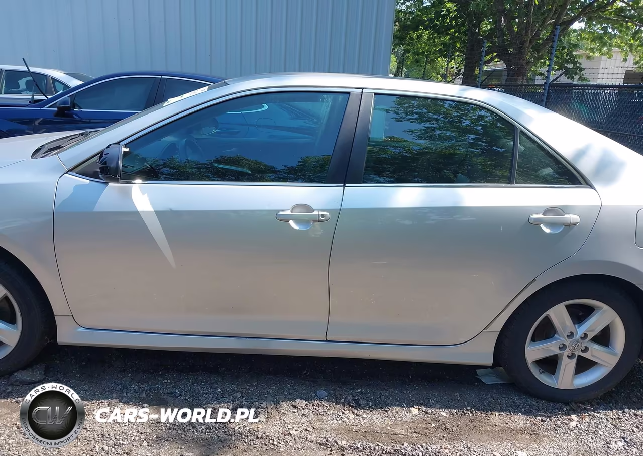 2013 Toyota Camry Se VIN:4T1BF1FK5DU668490 - 14