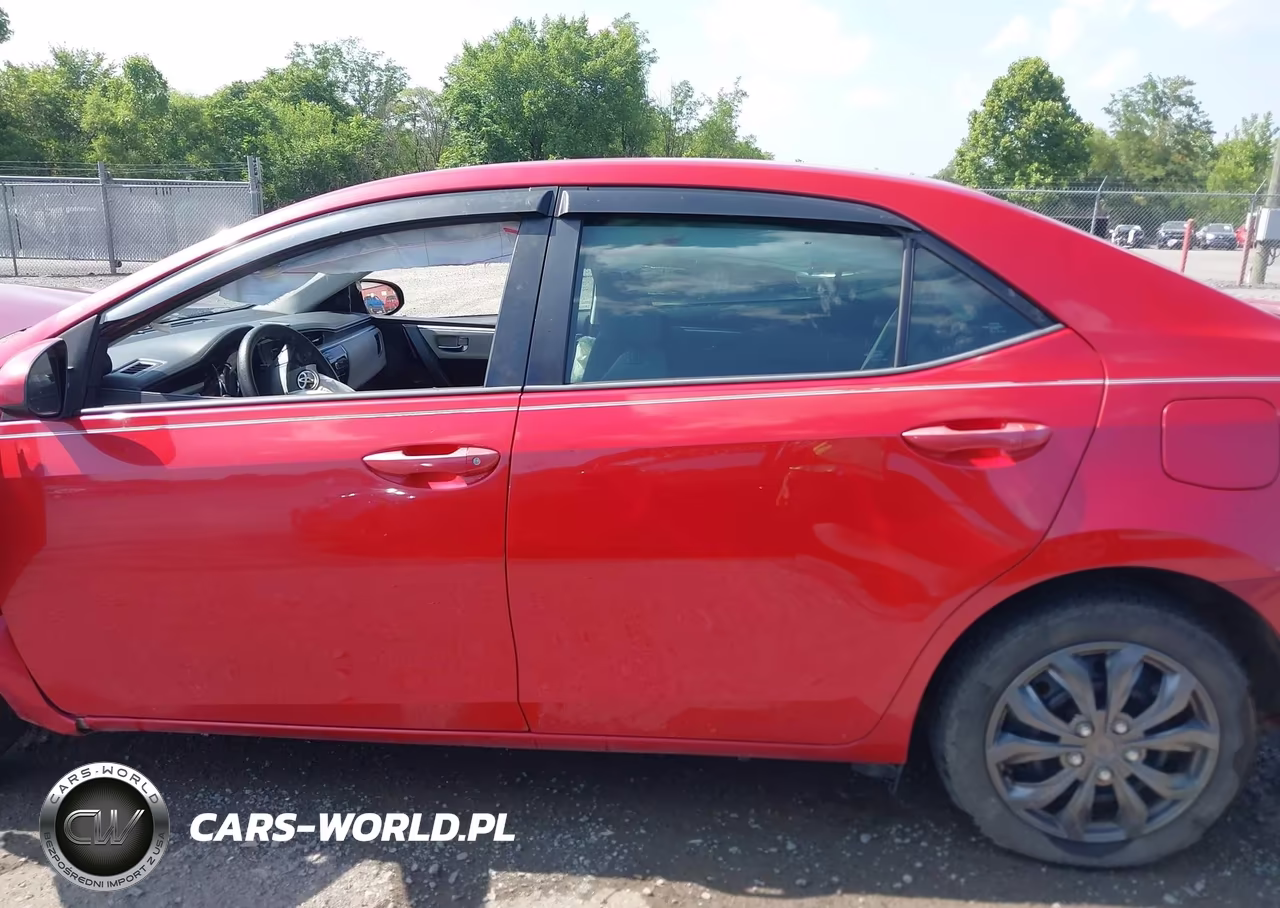 2015 Toyota Corolla Le VIN:2T1BURHEXFC469886 - 15