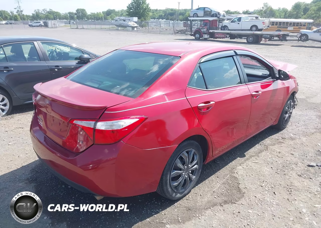 2015 Toyota Corolla Le VIN:2T1BURHEXFC469886 - 4