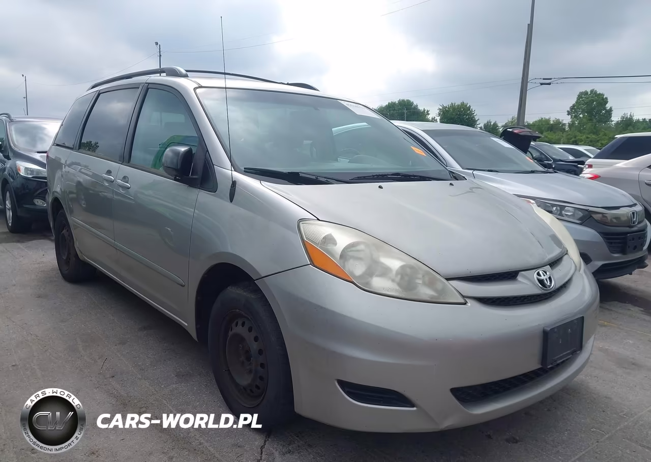 2008 Toyota Sienna Le – zdjęcie 1 z 11