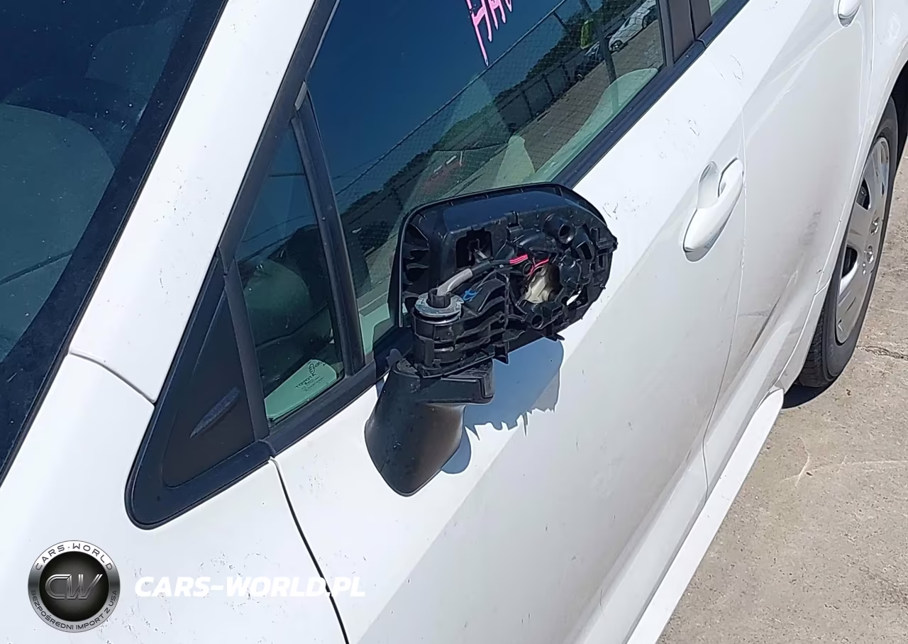 2020 Toyota Corolla L VIN:5YFDPRAE2LP062666 - 6