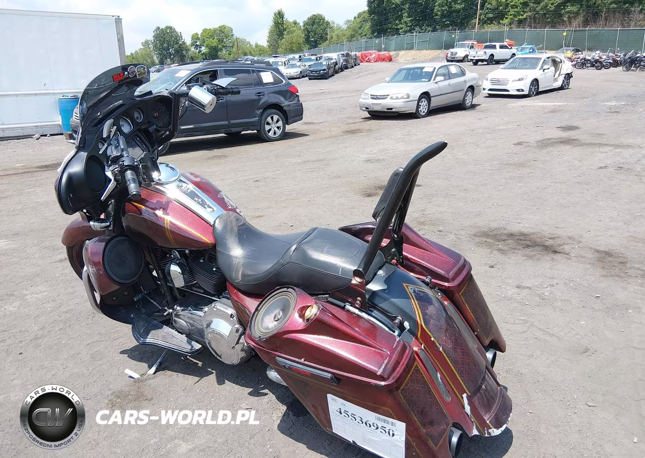 2016 Harley-Davidson Flhxs Street Glide Special VIN:1HD1KRM13GB685002 - 3