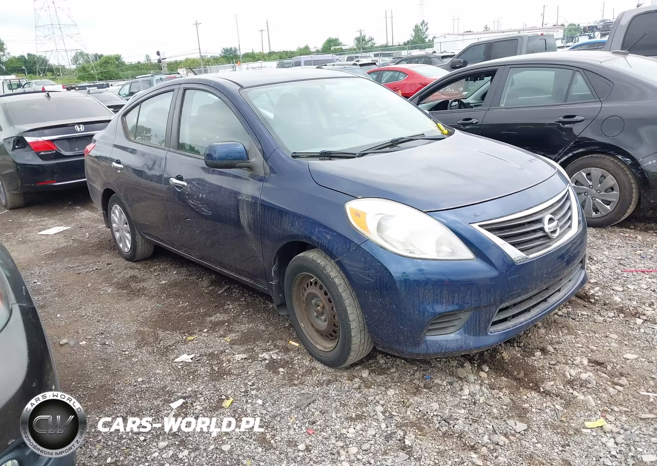 2012 Nissan Versa 1.6 Sv – zdjęcie 1 z 11