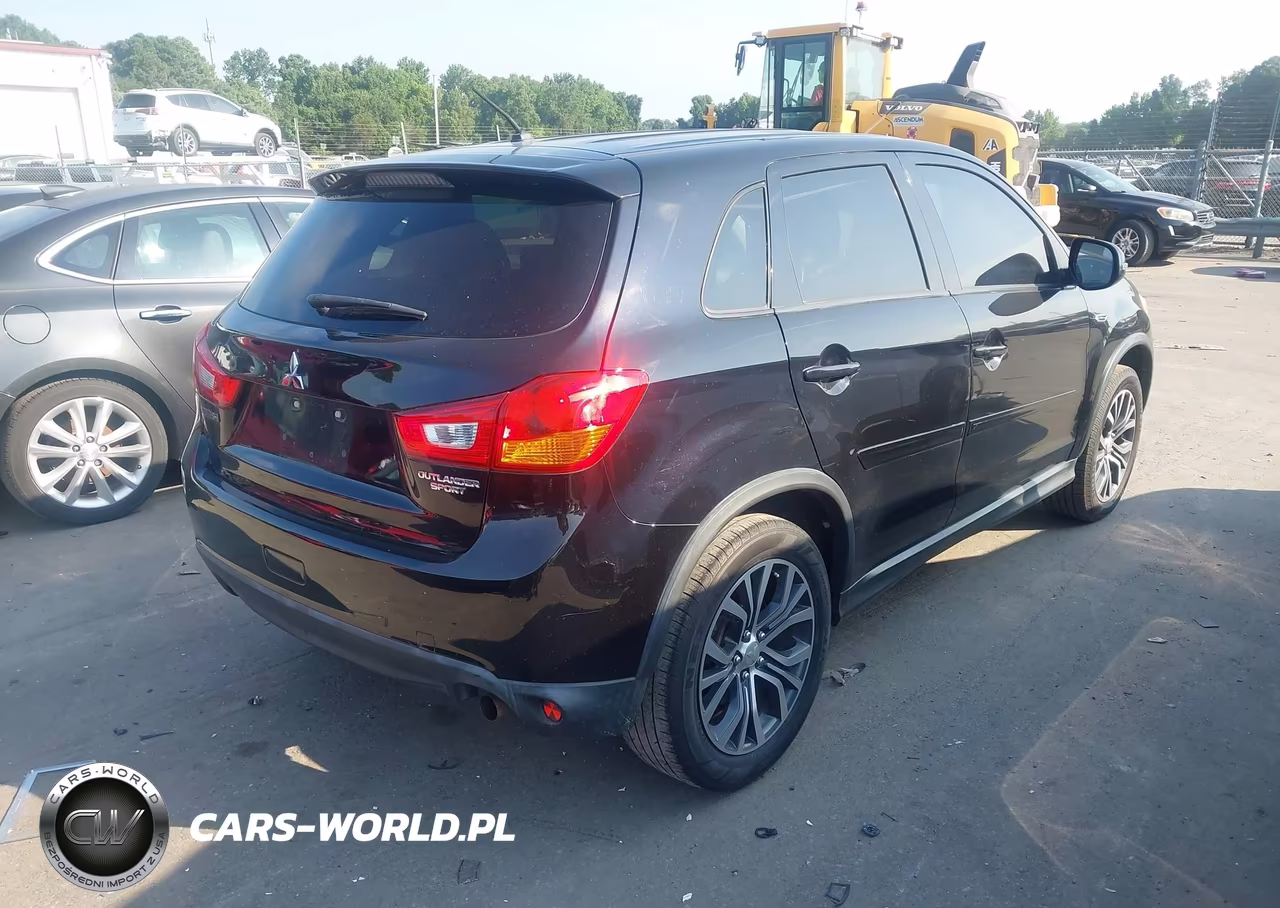MITSUBISHI OUTLANDER VIN:JA4AP3AU5GZ033045 - 4
