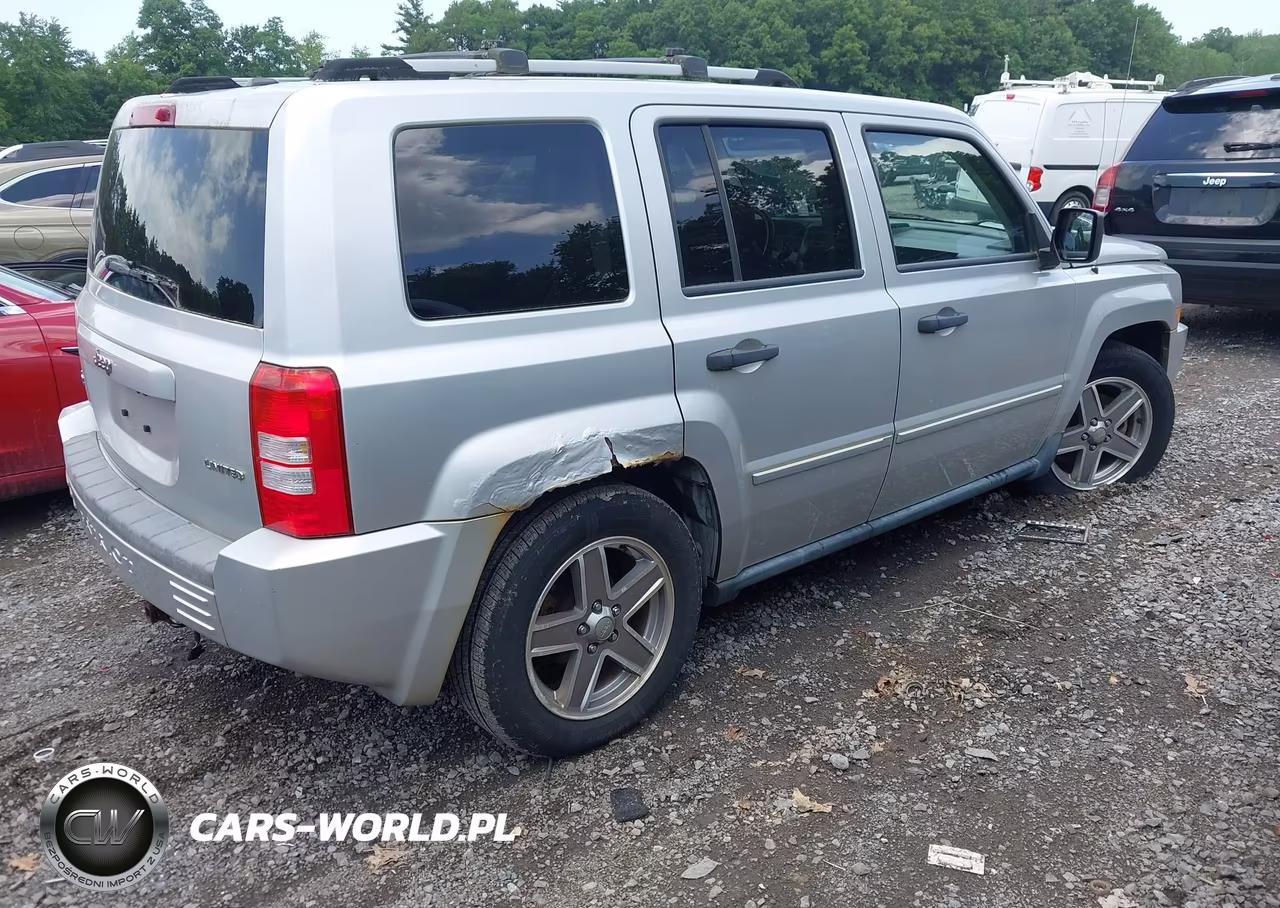 2007 Jeep Patriot Limited VIN:1J8FF48W37D286043 - 4