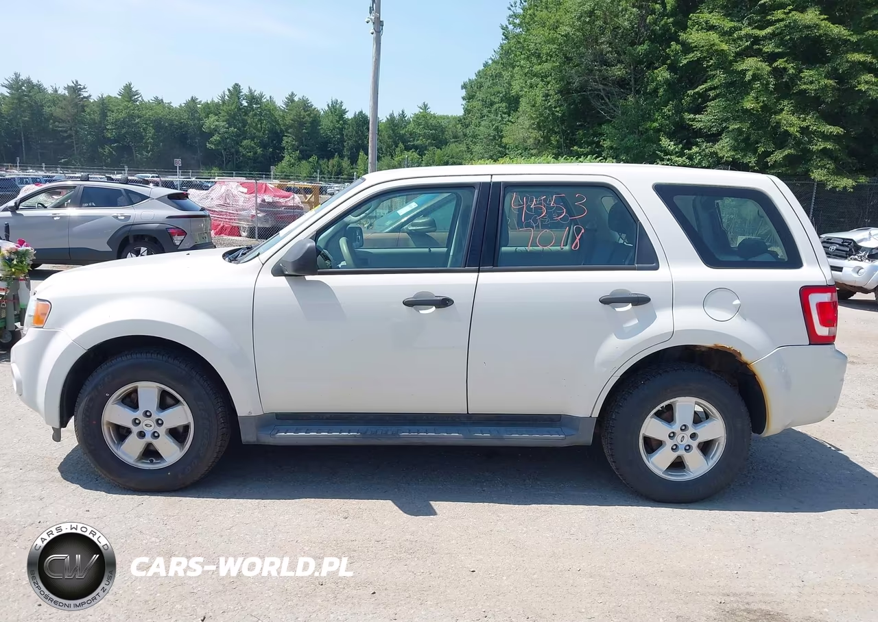 2012 Ford Escape Xls VIN:1FMCU9C75CKB93538 - 12