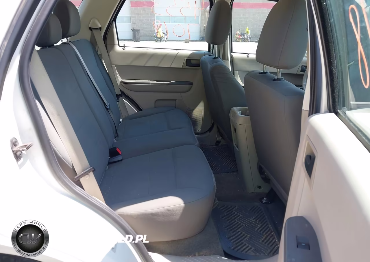 2012 Ford Escape Xls VIN:1FMCU9C75CKB93538 - 8