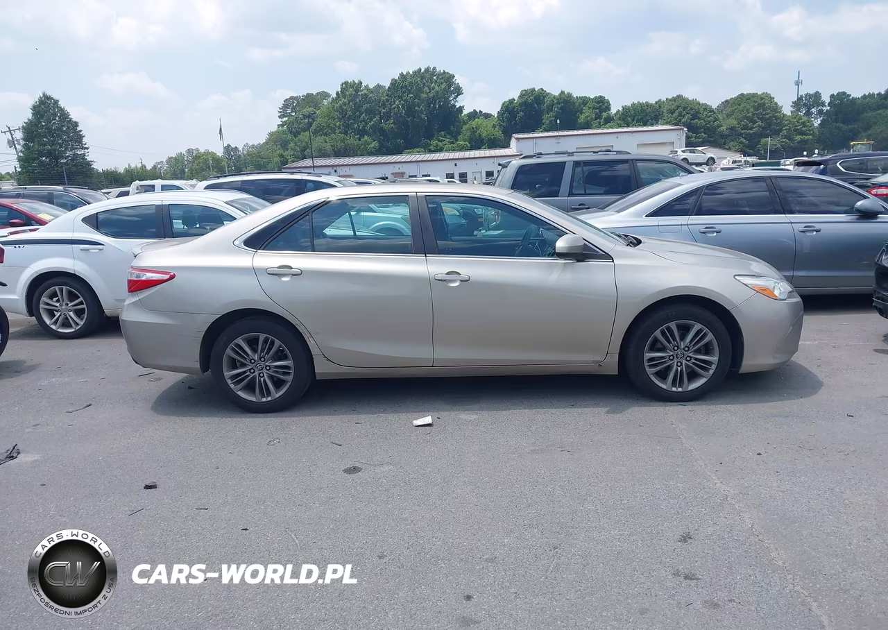 2015 Toyota Camry Se VIN:4T1BF1FK2FU099889 - 13