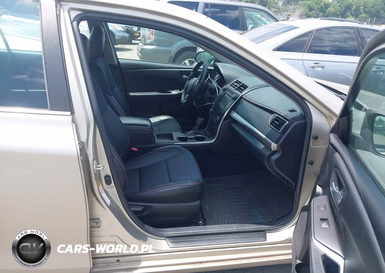 2015 Toyota Camry Se VIN:4T1BF1FK2FU099889 - 5