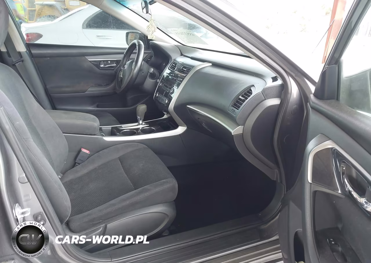 2014 Nissan Altima 2.5 S VIN:1N4AL3AP3EC160796 - 5