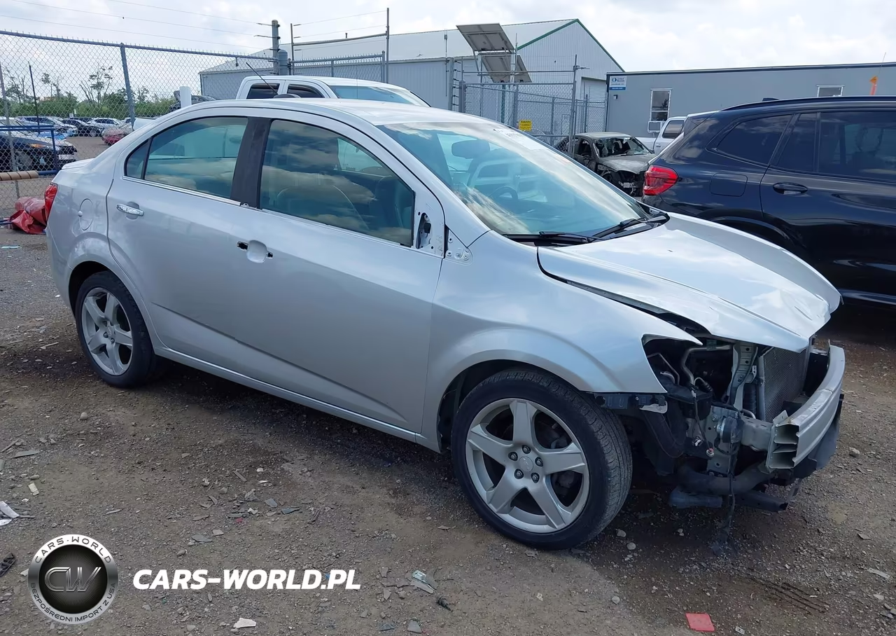 2016 Chevrolet Sonic Ltz Auto – zdjęcie 1 z 16