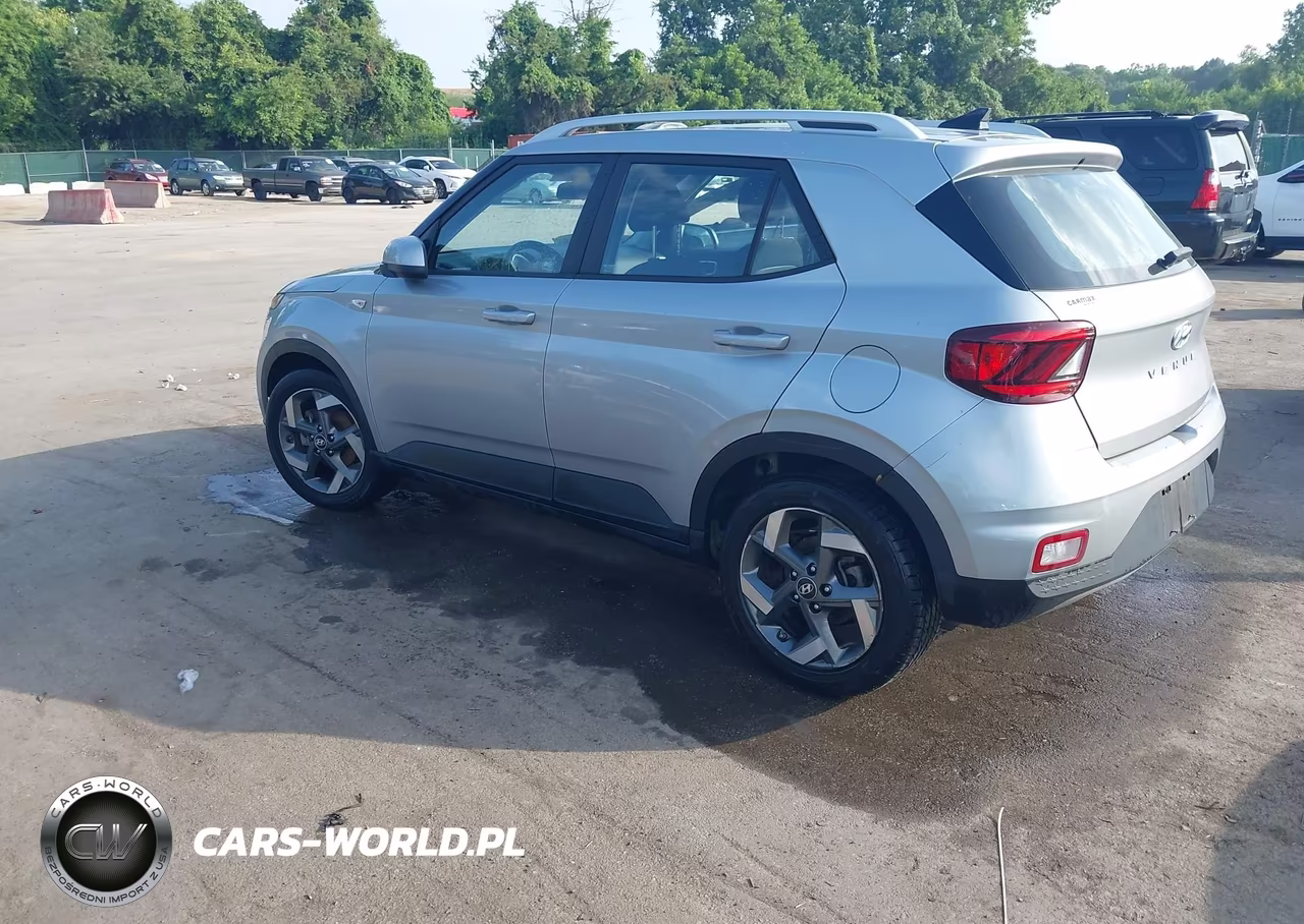 2021 Hyundai Venue Sel VIN:KMHRC8A34MU120223 - 3