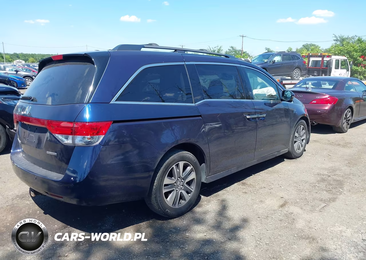 2017 Honda Odyssey Touring-Touring Elite VIN:5FNRL5H98HB023313 - 4