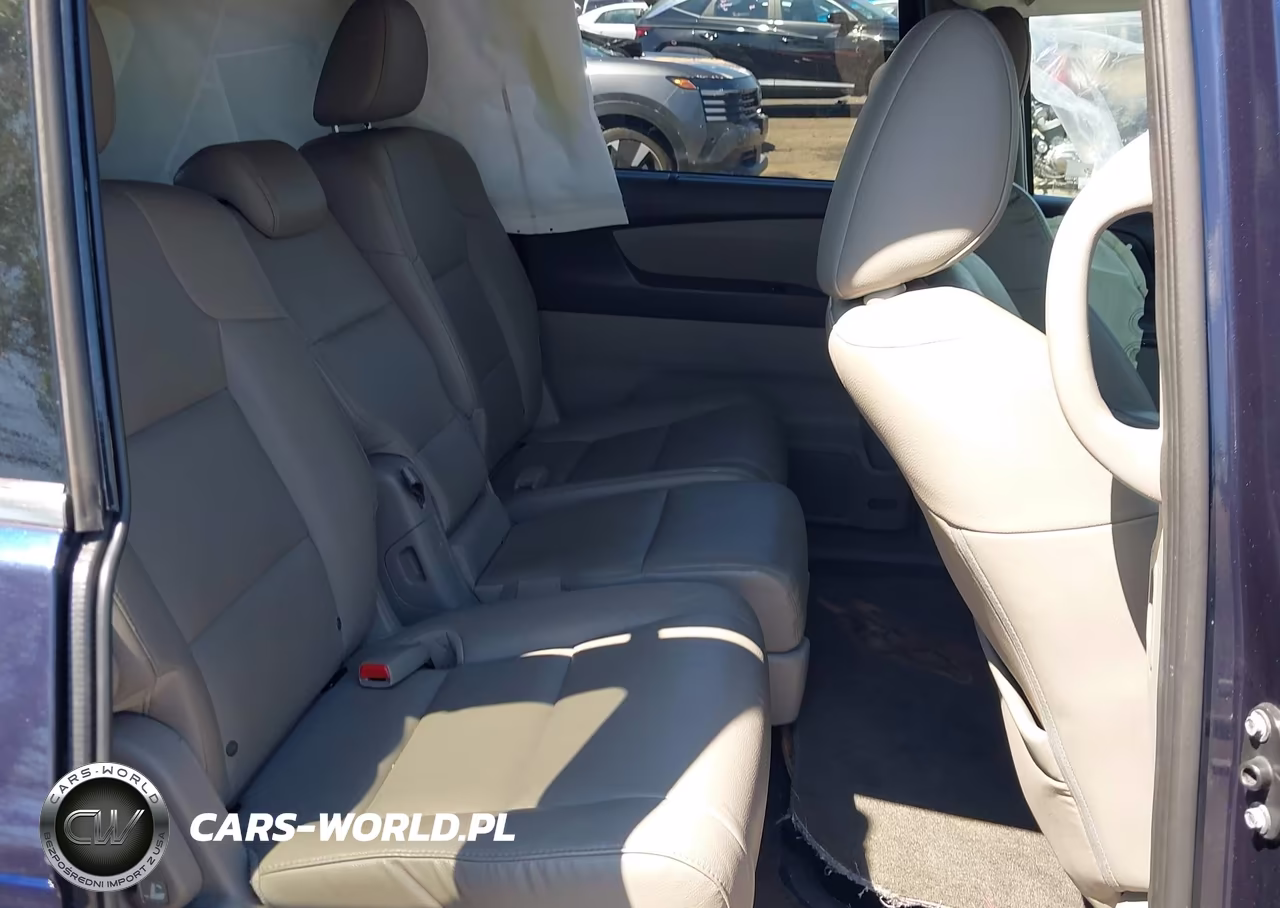 2017 Honda Odyssey Touring-Touring Elite VIN:5FNRL5H98HB023313 - 8