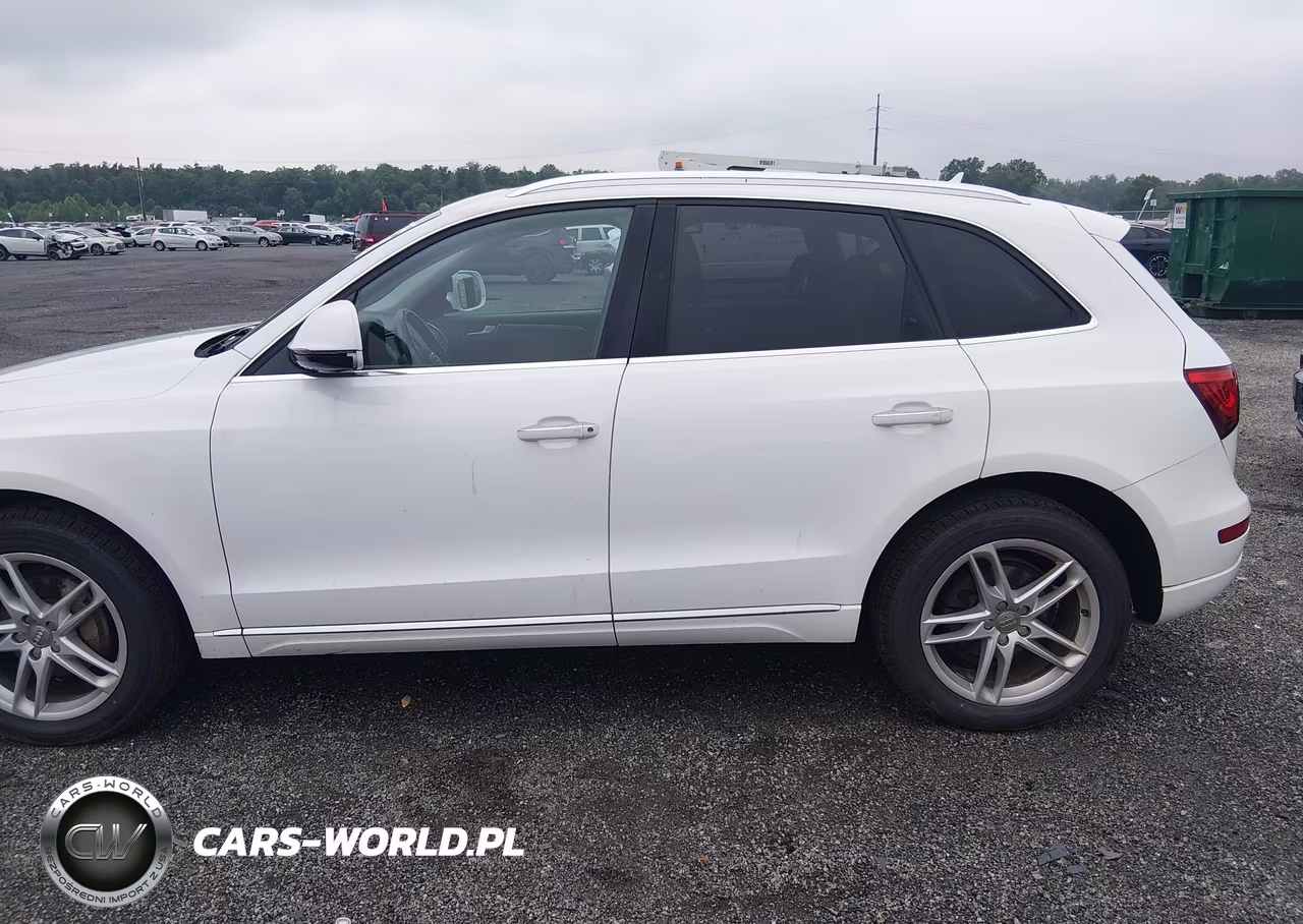 2015 Audi Q5 2.0T Premium VIN:WA1LFAFPXFA096027 - 14
