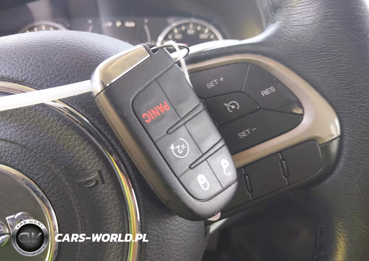 2016 Jeep Renegade Latitude VIN:ZACCJBBT8GPE17500 - 11