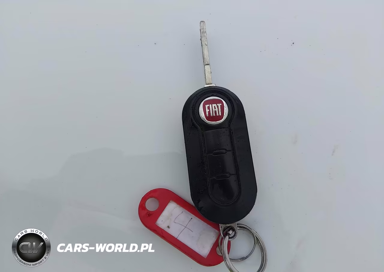 2017 Fiat 500 Lounge VIN:3C3CFFCR2HT557844 - 11