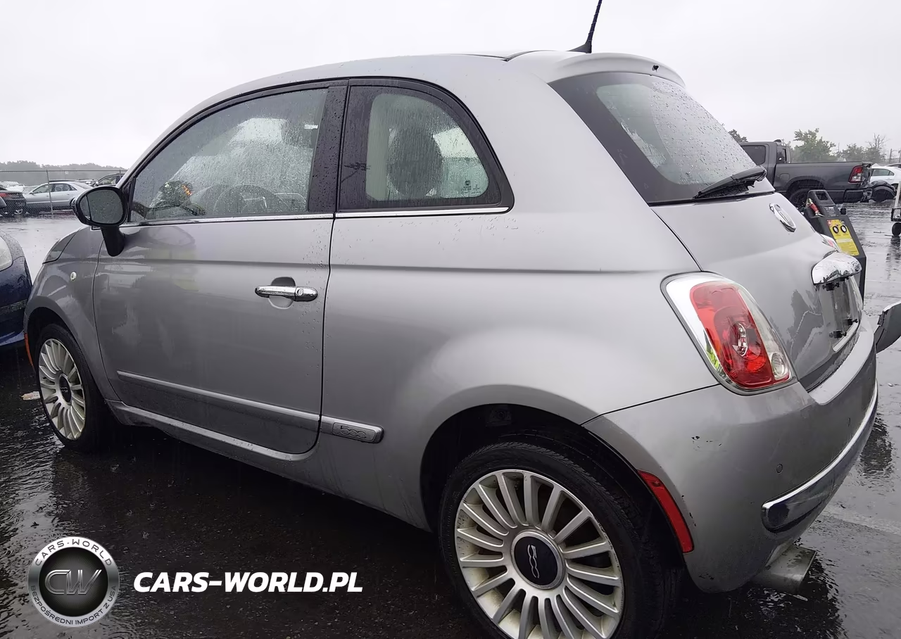 2017 Fiat 500 Lounge VIN:3C3CFFCR2HT557844 - 6