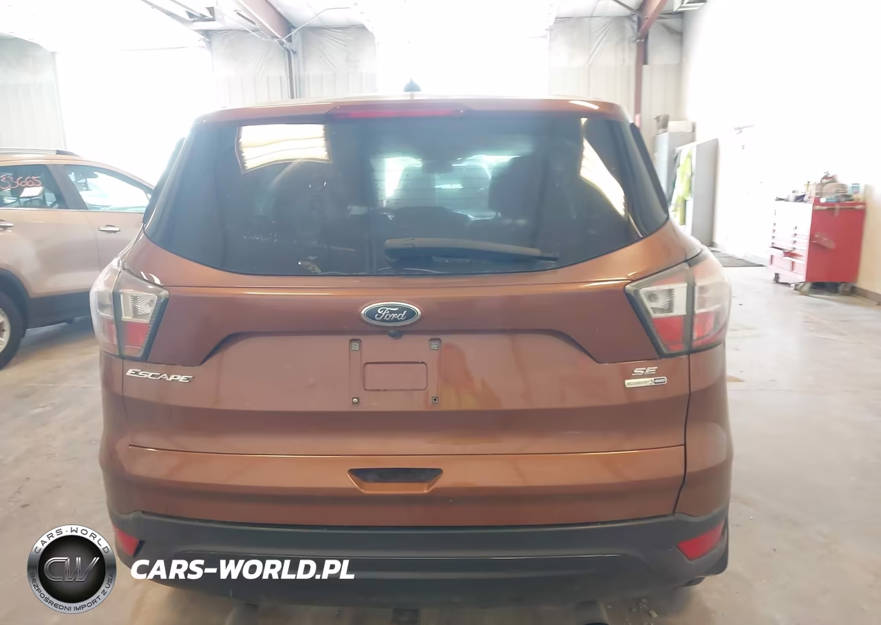 2017 Ford Escape Se VIN:1FMCU9GD4HUB24478 - 16