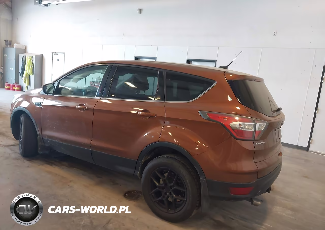 2017 Ford Escape Se VIN:1FMCU9GD4HUB24478 - 3