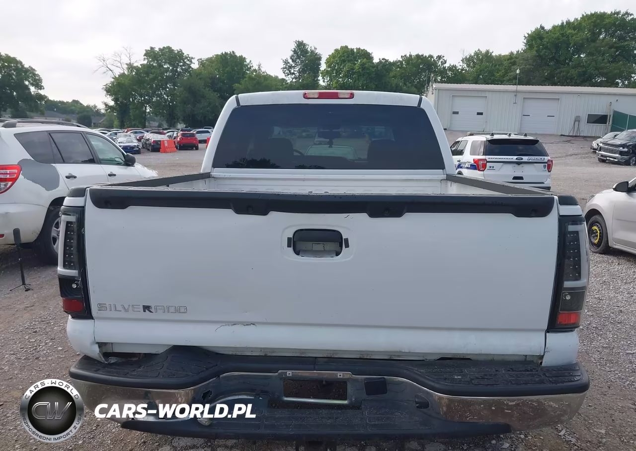 2007 Chevrolet Silverado K1500 Classic Crew Cab VIN:2GCEK13Z071175380 - 16