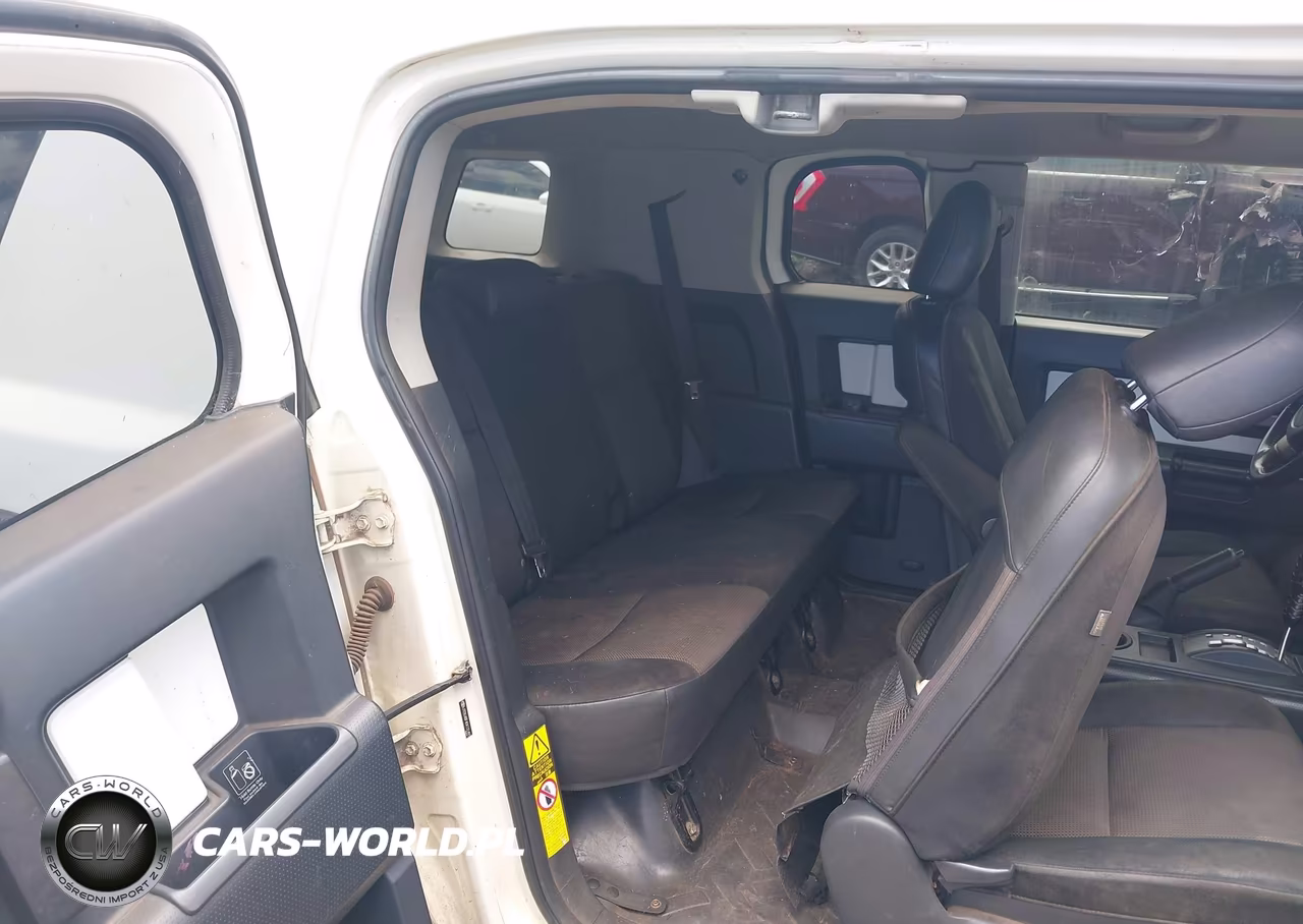 2012 Toyota Fj Cruiser VIN:JTEBU4BF4CK131491 - 8