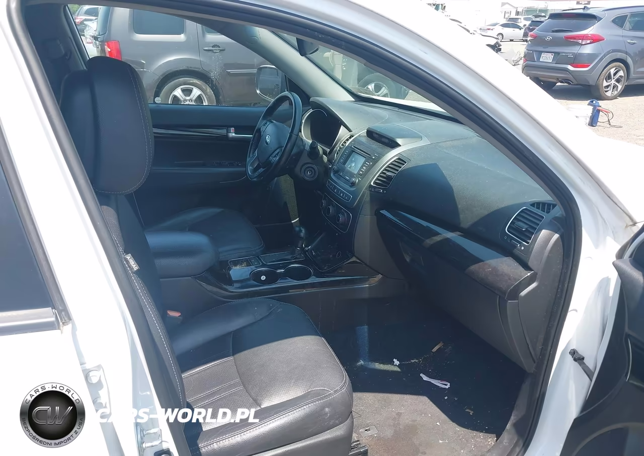 2015 Kia Sorento Lx VIN:5XYKT3A62FG644400 - 5