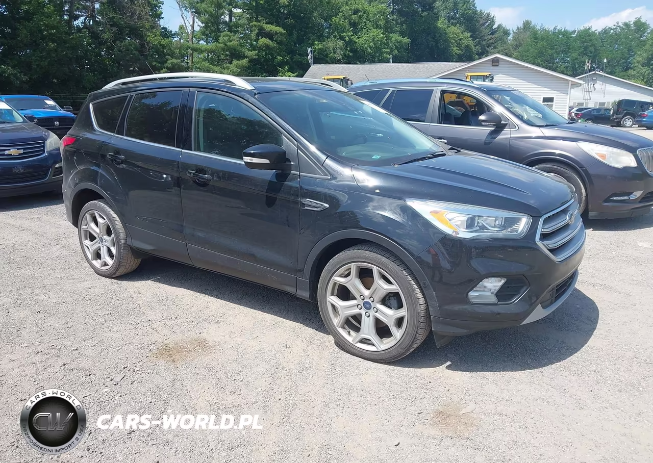 2017 Ford Escape Titanium – zdjęcie 1 z 16