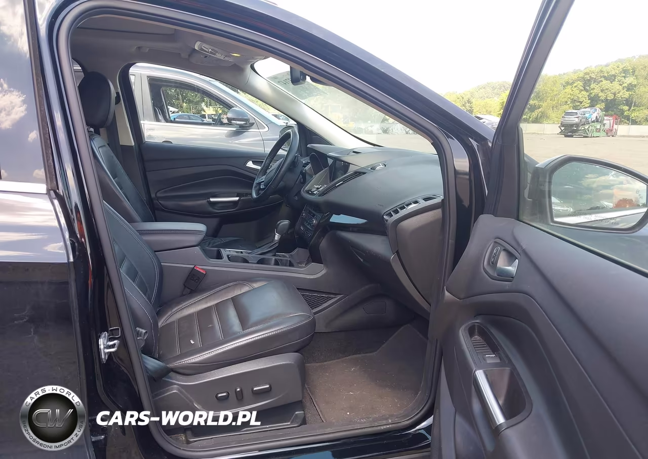 2017 Ford Escape Titanium VIN:1FMCU0JD0HUD92268 - 5