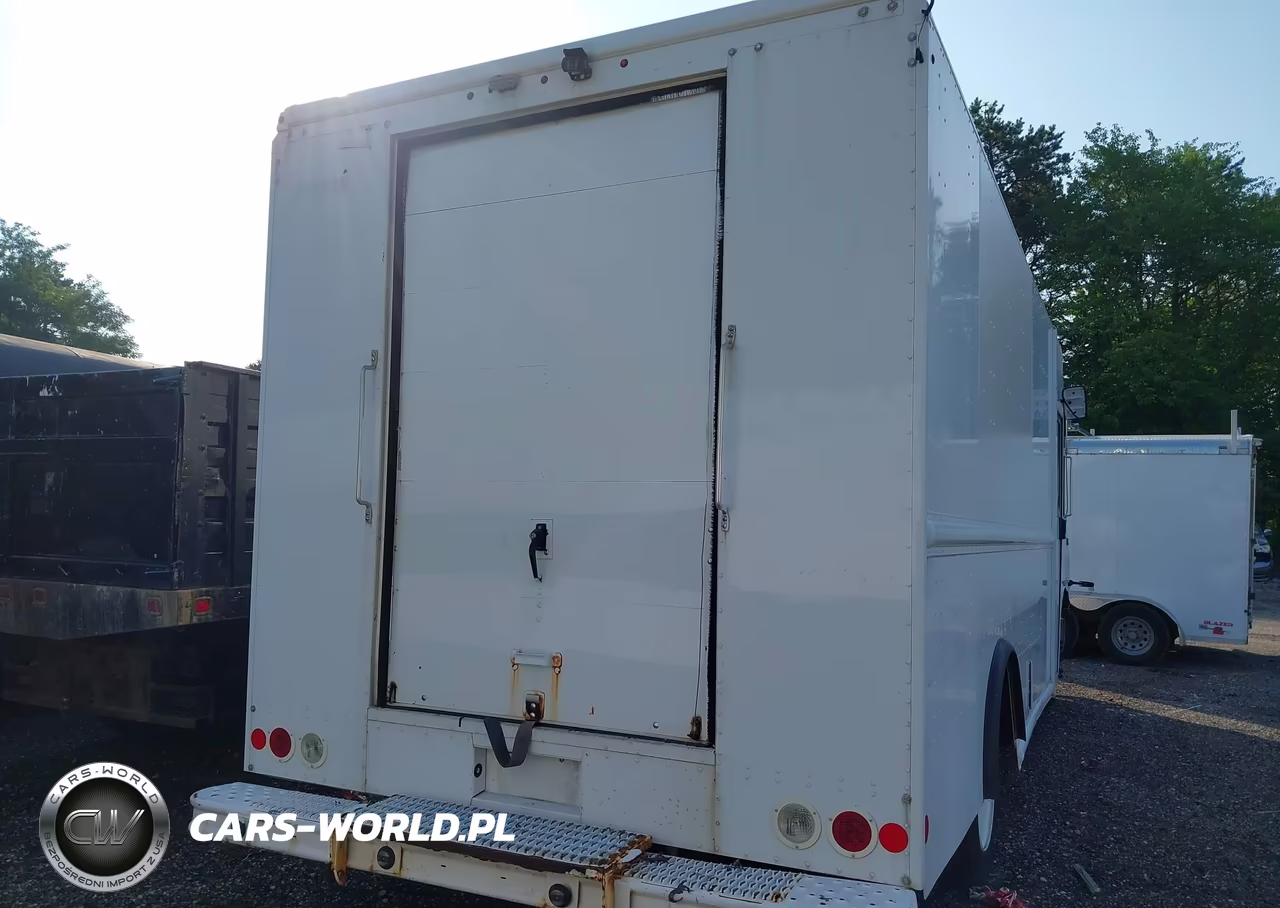 2018 Freightliner Mt45 VIN:4UZAAPFD2JCJT3942 - 18