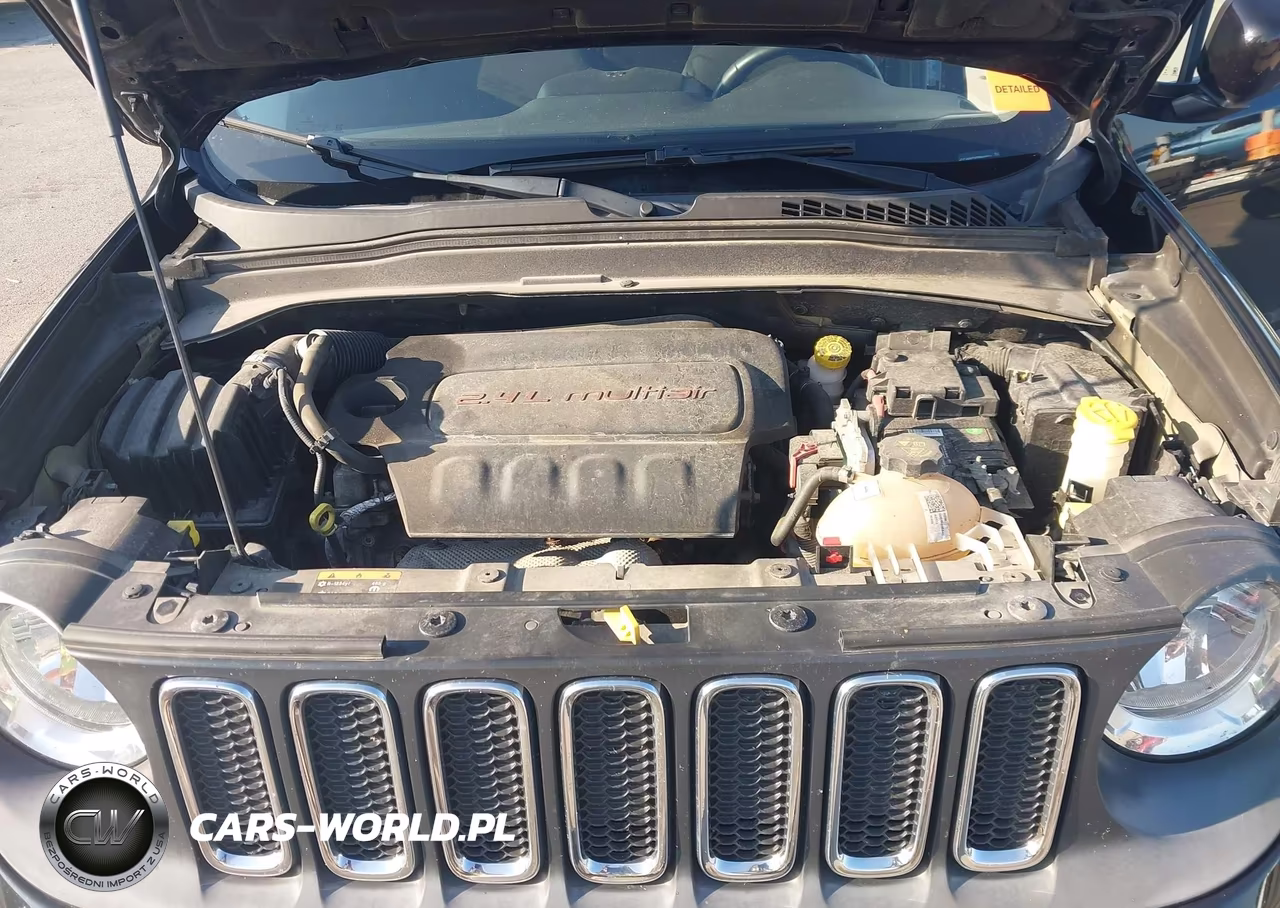 2015 Jeep Renegade Latitude VIN:ZACCJABTXFPB99794 - 10