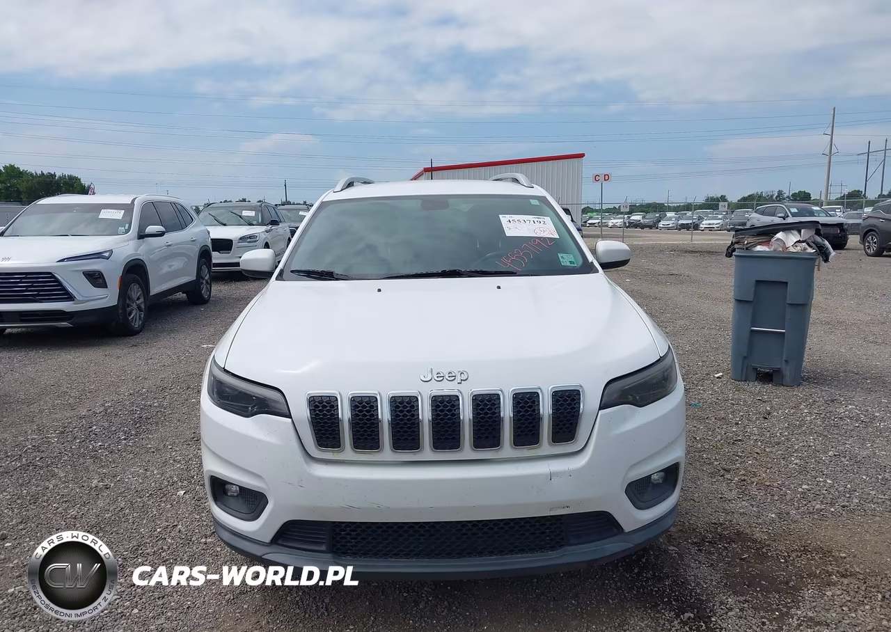 2019 Jeep Cherokee Latitude Plus Fwd VIN:1C4PJLLB2KD132571 - 6
