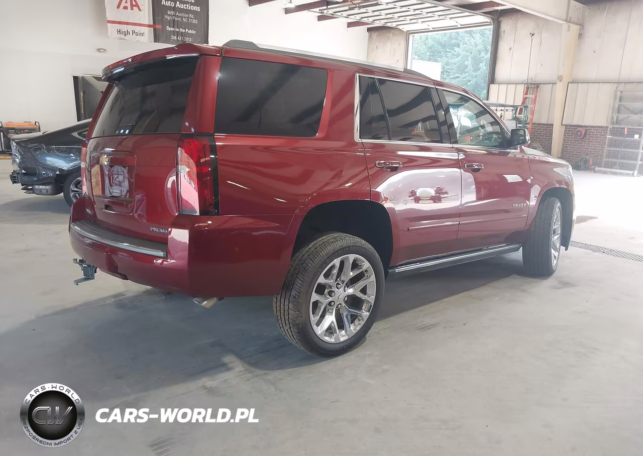 2019 Chevrolet Tahoe Premier VIN:1GNSKCKC0KR189170 - 4