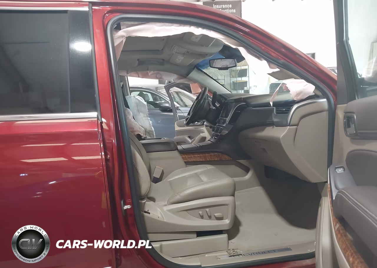 2019 Chevrolet Tahoe Premier VIN:1GNSKCKC0KR189170 - 5