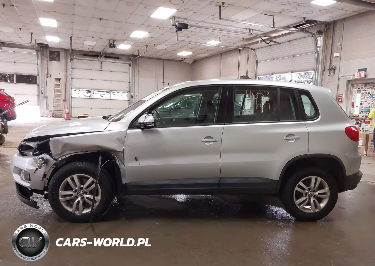 2013 Volkswagen Tiguan S VIN:WVGBV7AX3DW526801 - 14