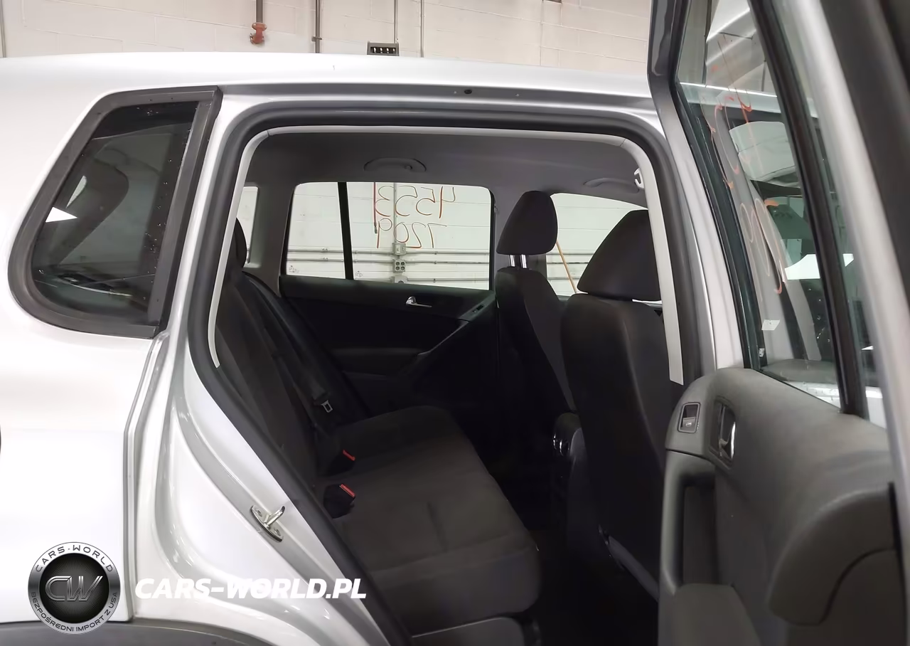 2013 Volkswagen Tiguan S VIN:WVGBV7AX3DW526801 - 8