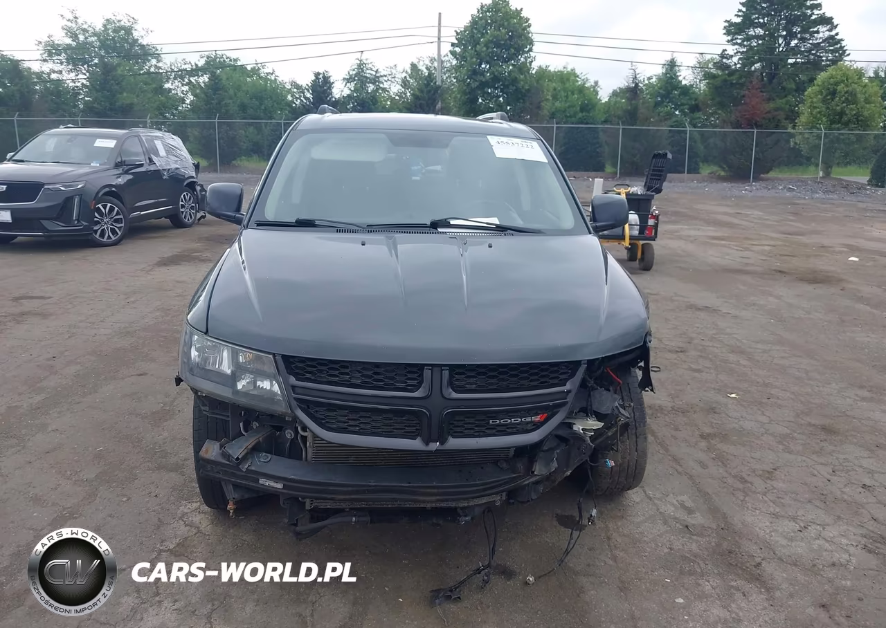 2017 Dodge Journey Crossroad Plus VIN:3C4PDCGG5HT625676 - 13