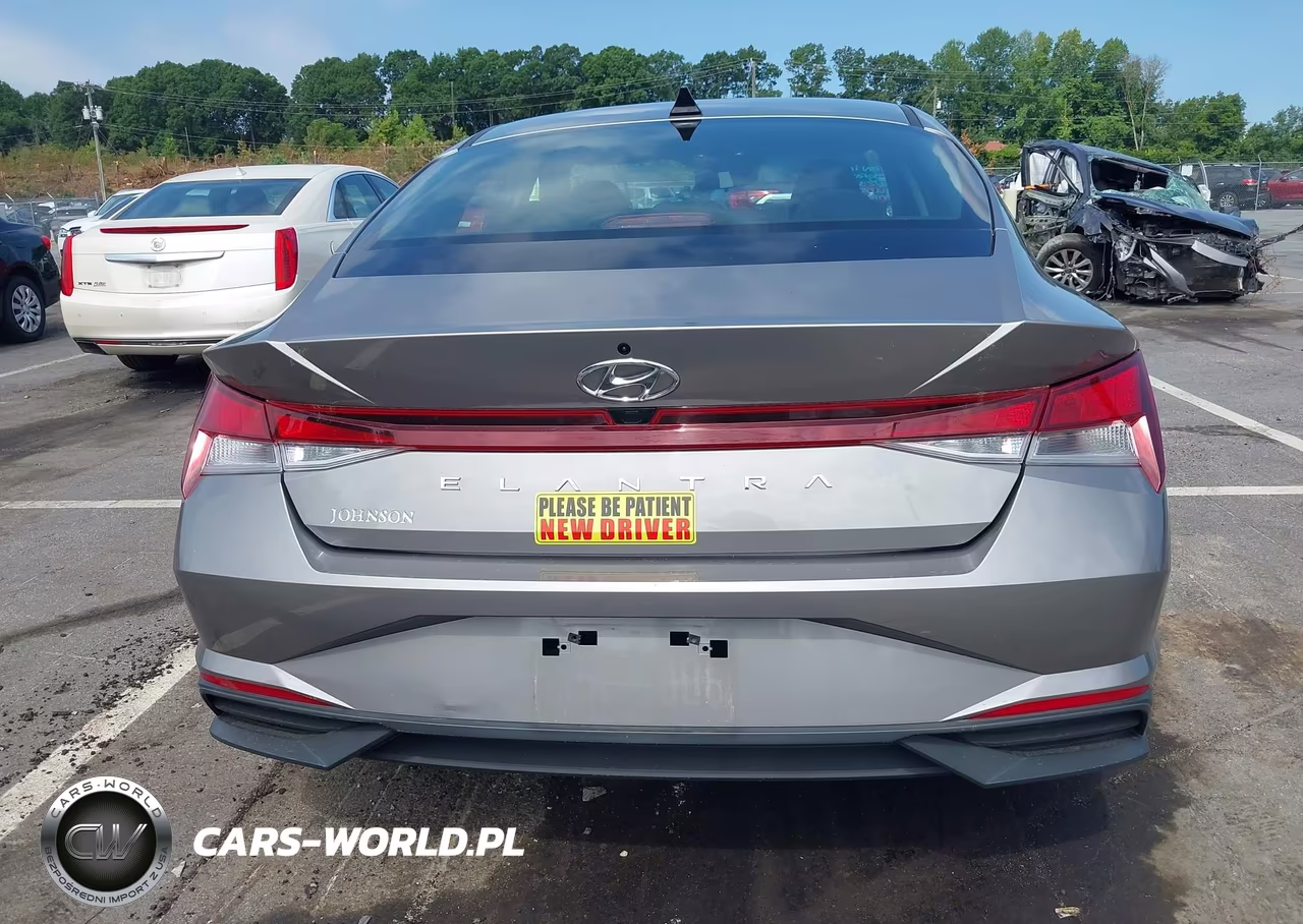 2022 Hyundai Elantra Sel VIN:KMHLM4AG4NU351669 - 17