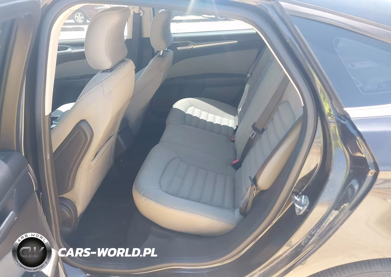 2015 Ford Fusion S VIN:3FA6P0G70FR181852 - 8