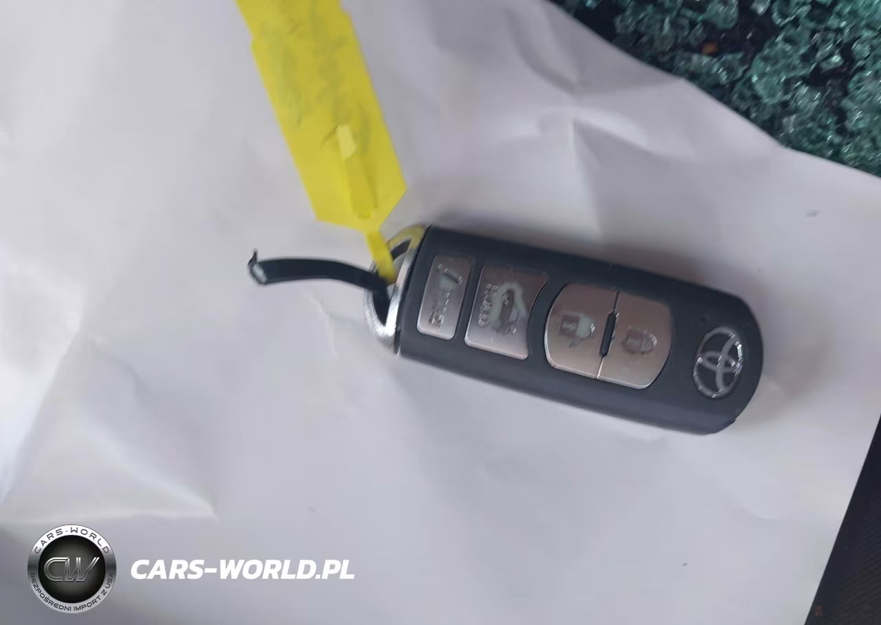 2017 Toyota Yaris Ia VIN:3MYDLBYV3HY147646 - 11