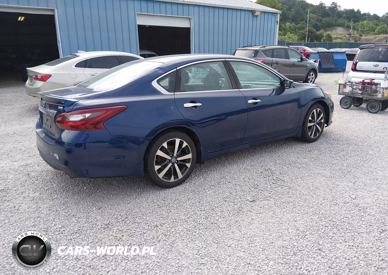 2017 Nissan Altima 2.5 Sr VIN:1N4AL3AP5HC163400 - 4