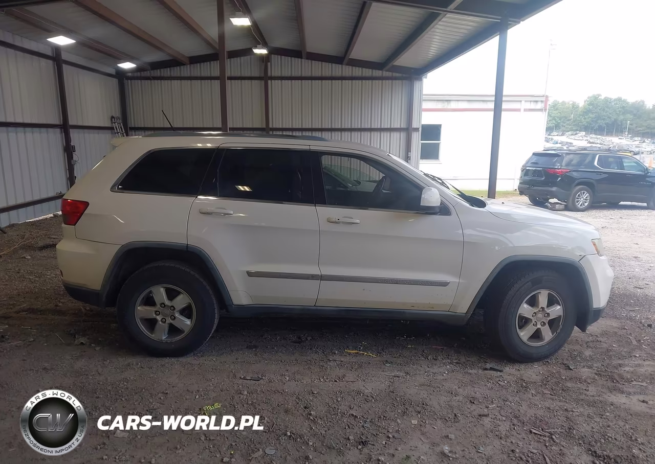 2012 Jeep Grand Cherokee Laredo VIN:1C4RJEAG3CC177416 - 13