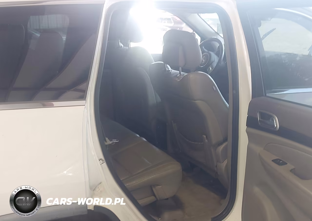 2012 Jeep Grand Cherokee Laredo VIN:1C4RJEAG3CC177416 - 8