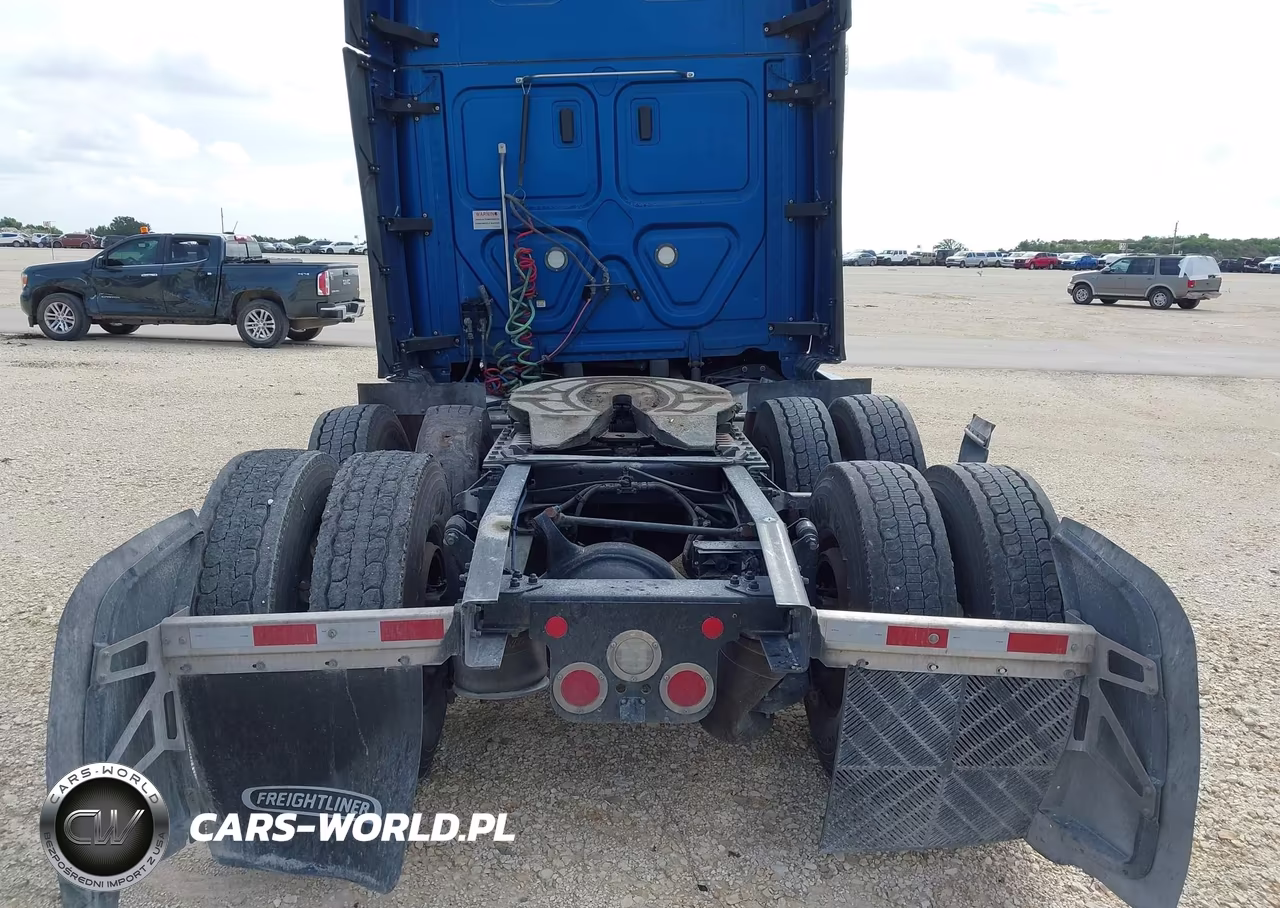 2023 Freightliner New Cascadia 126 VIN:3AKJHHDR8PSUF7564 - 18