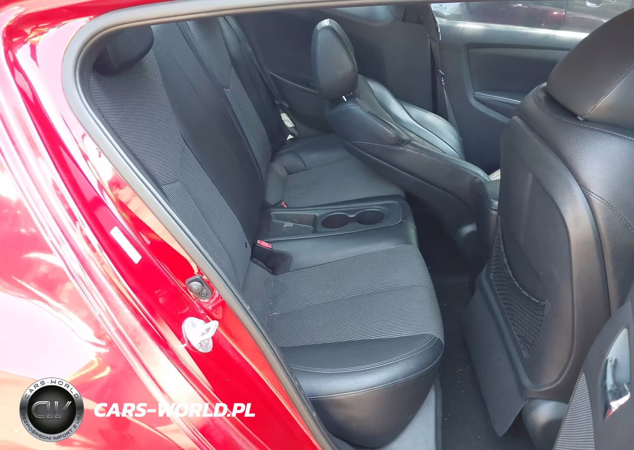2013 Hyundai Veloster Base W-Black VIN:KMHTC6ADXDU137563 - 8