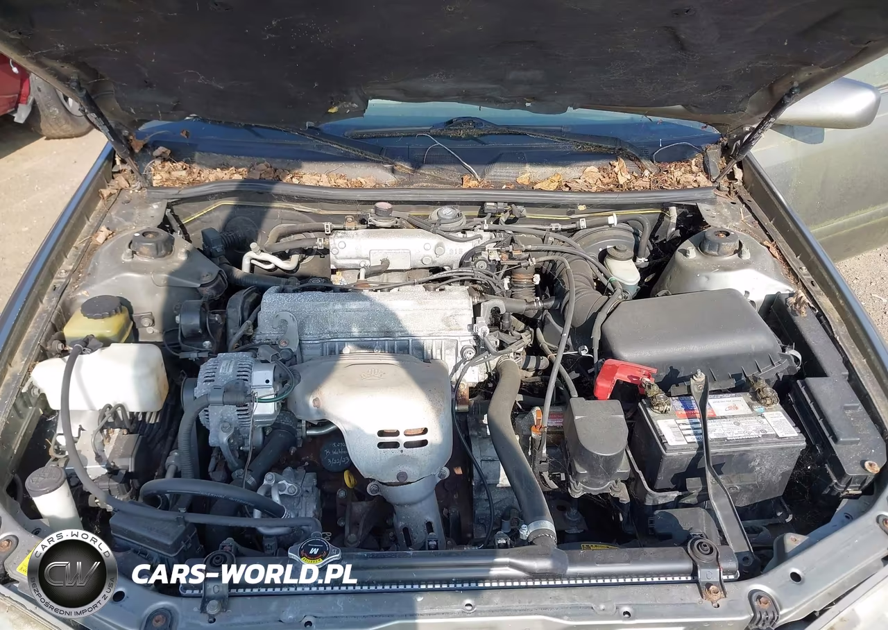 2000 Toyota Camry Le VIN:JT2BG22K2Y0406946 - 10