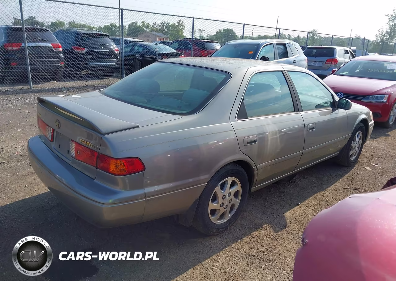 2000 Toyota Camry Le VIN:JT2BG22K2Y0406946 - 4