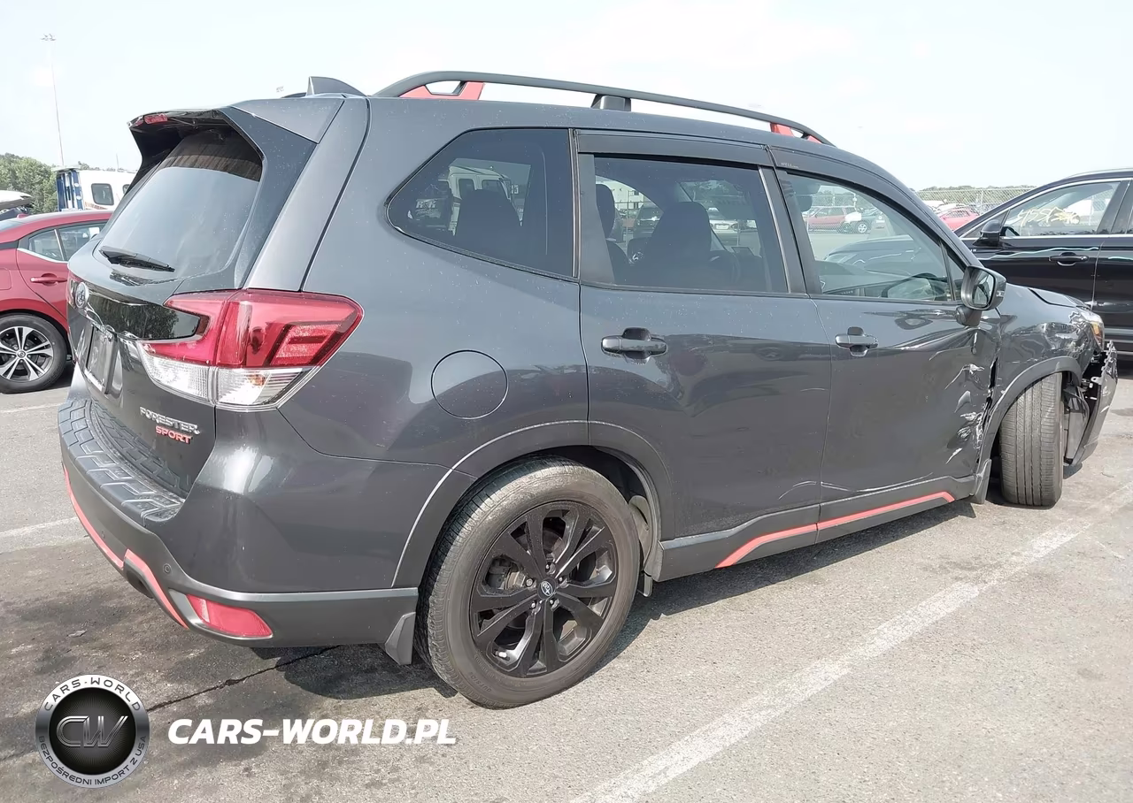 2020 Subaru Forester Sport VIN:JF2SKARC8LH608054 - 4