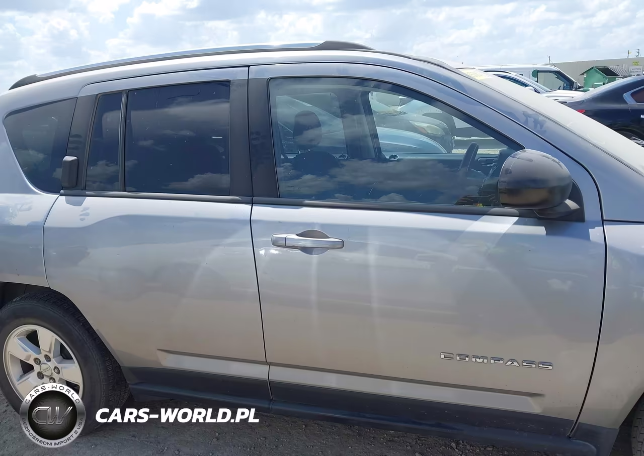 2015 Jeep Compass Sport VIN:1C4NJCBA7FD218822 - 12